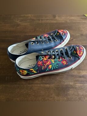 Chuck Taylor Converse 70 OX Parkway Floral Embroidered Leather Women’s 9.5